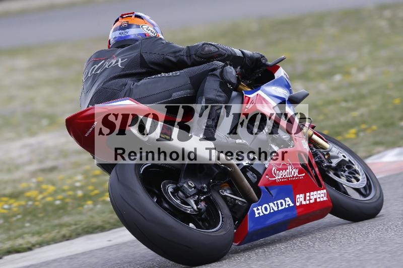 /Archiv-2025/04 13.04.2025 Get Faster Caremotion ADR/Gruppe rot/unklar